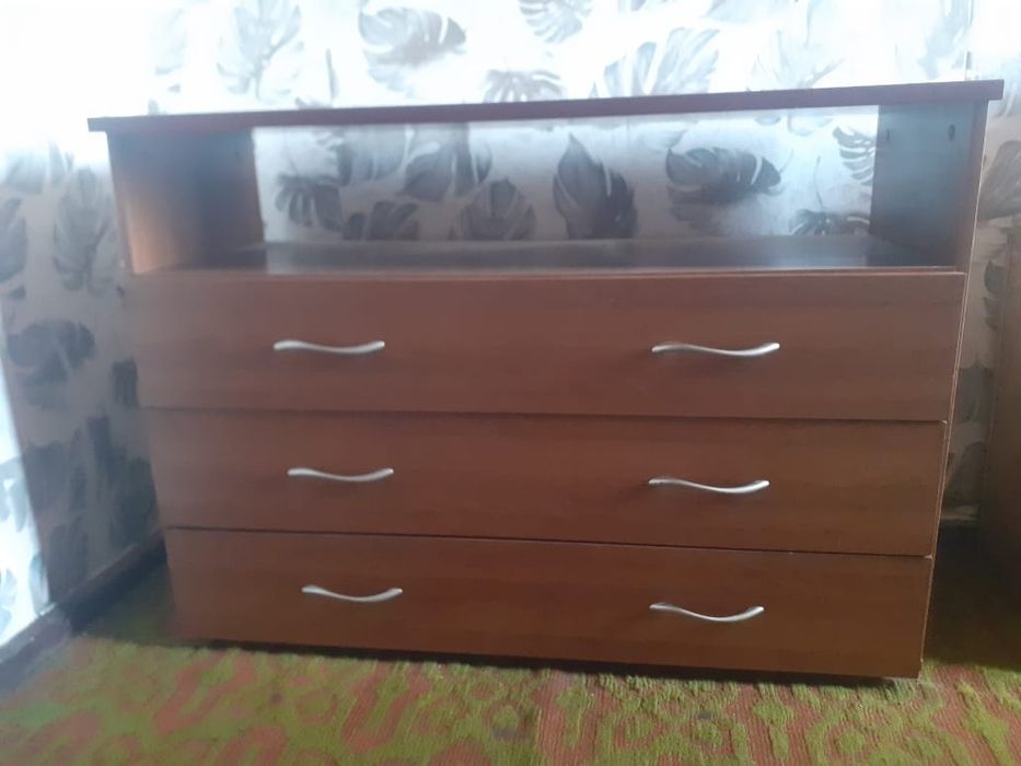 Продам Комод 3секций