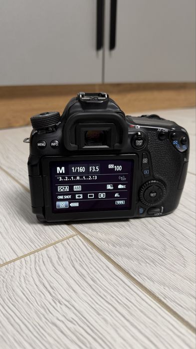 Canon EOS 70D + объектив 18–55mm STM