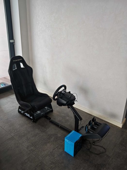 Simulator racing Recaro+Logitech 29G driving forceR