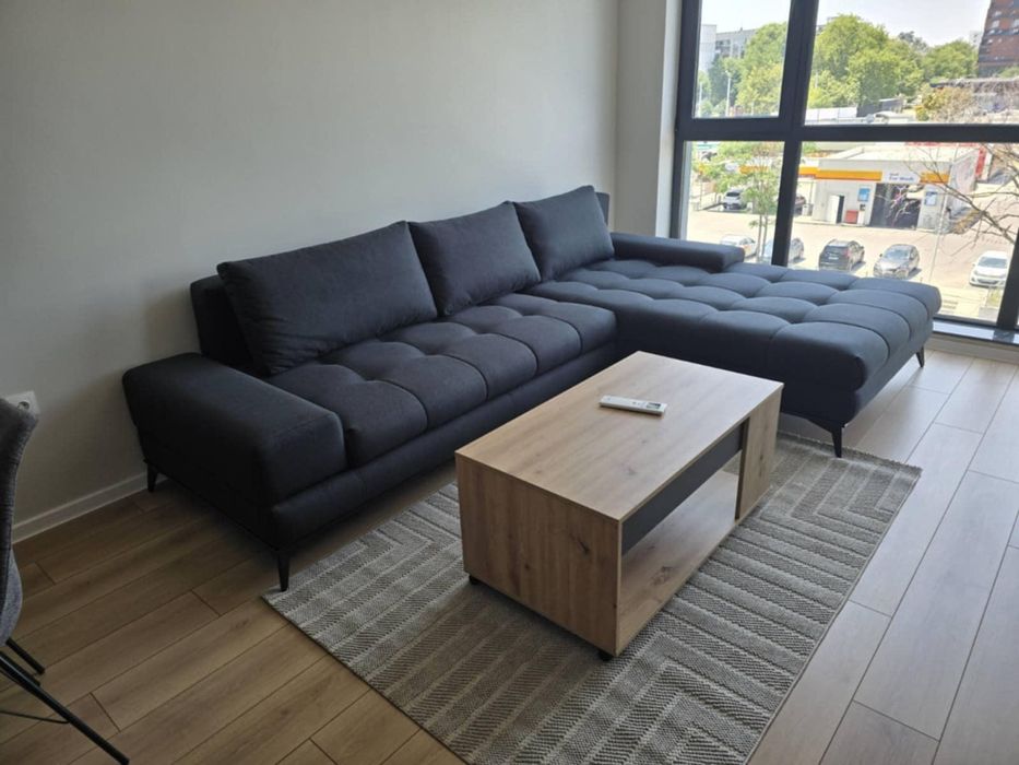 Дава се под наем Двустаен апартамент в Пловдив, Център - 79 кв.м за 550 € - Снимка #2