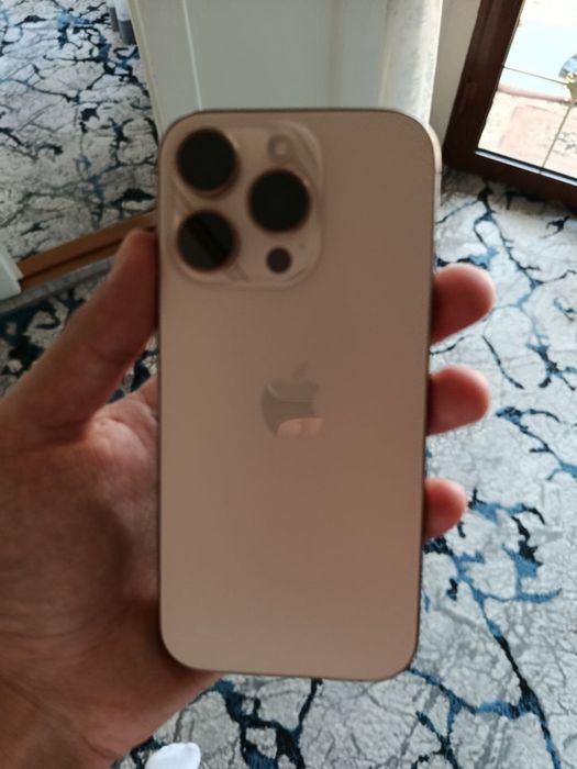Iphone 16 pro desert titanium