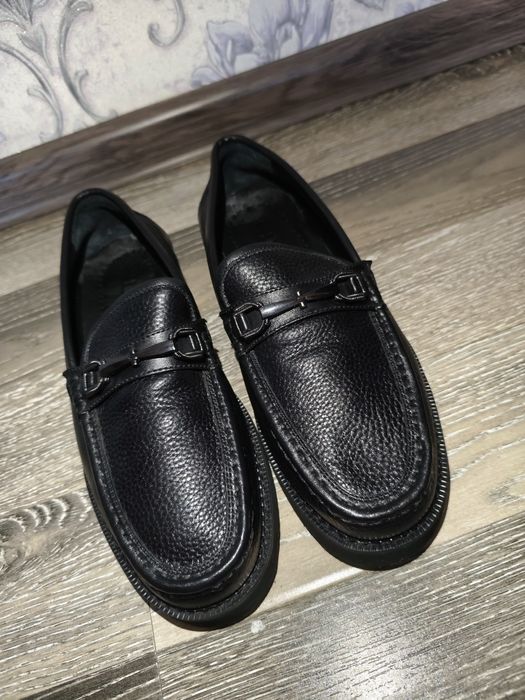 Мужской обувь размер 39