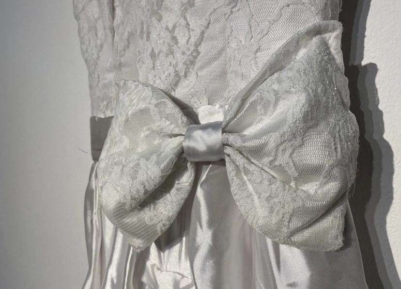 Rochie mireasa la comanda