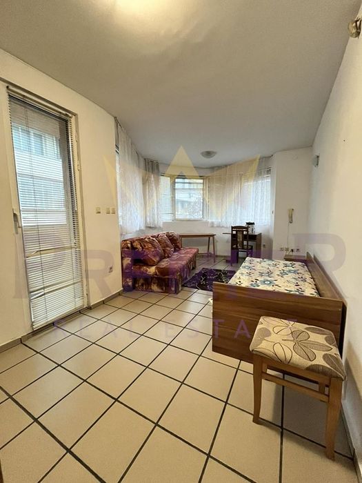 Дава се под наем Двустаен апартамент в Варна, Общината - 55 кв.м за 348.84 € - Снимка #3