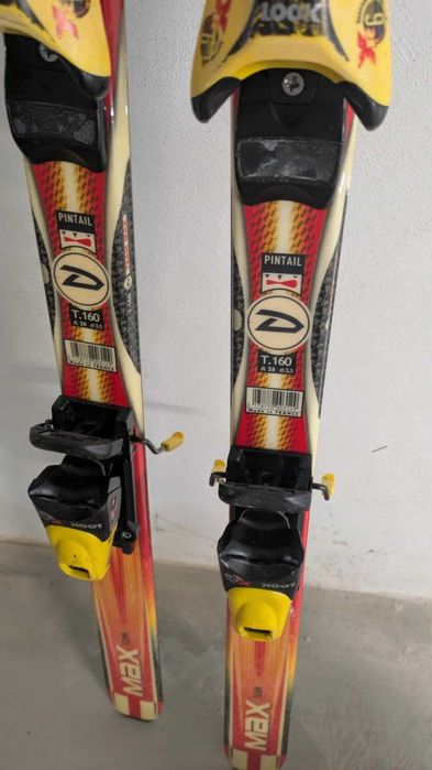 Ски + обувки Salomon идеални за начинаещ