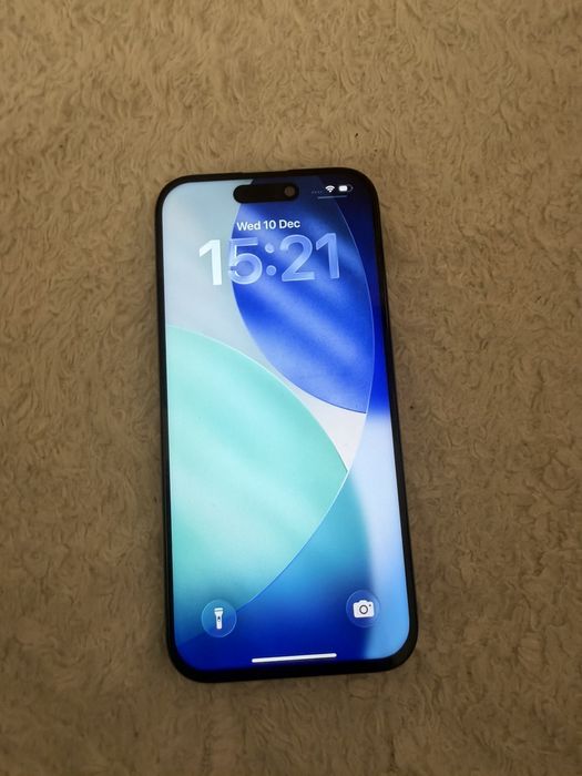 IPhone 15 pro телефон