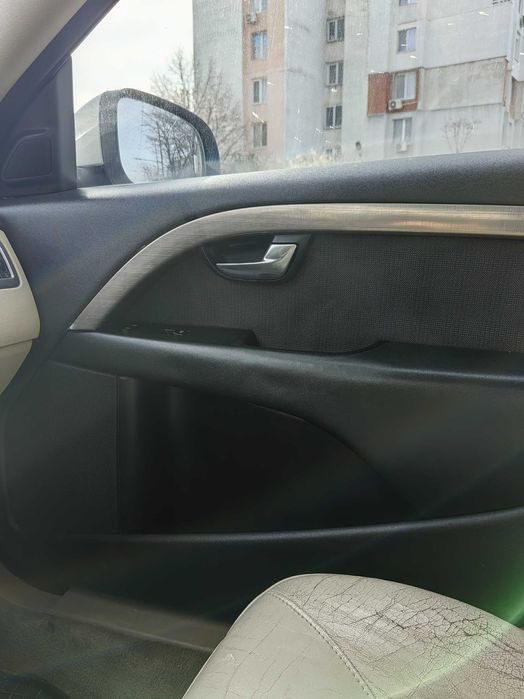 Кори за Волво  s80