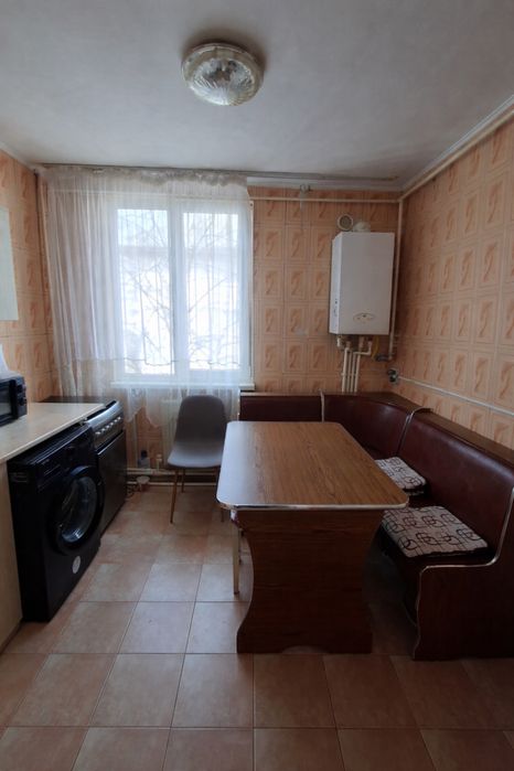 Vand apartament 3 camere