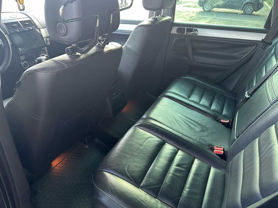 Vw Touareg 2008 perne carlig proprietar