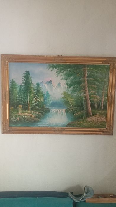 Прадаю картину на холсте в рамке