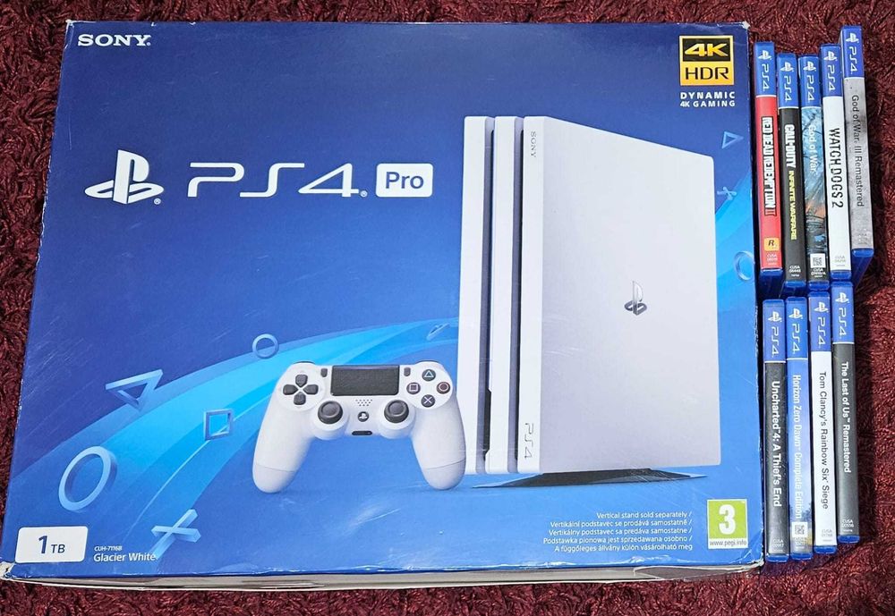 PlayStation 4 PRO Alb 1TB + 2 Joystick Dualshock 4