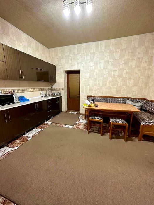 Продается дом 7 соток 8 комната