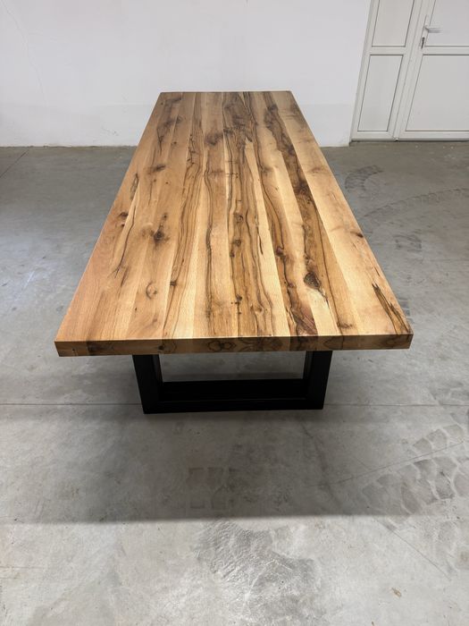 Masa Dining moderna din lemn masiv de stejar