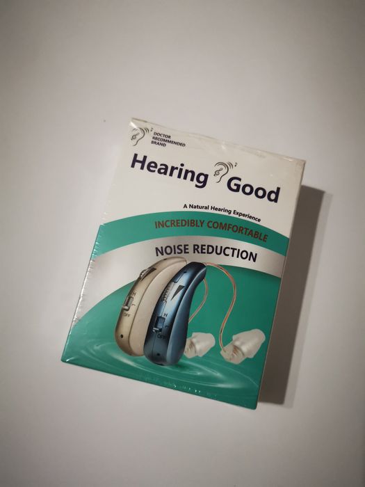 Aparat auditiv cu acumulator reîncărcabil la priza