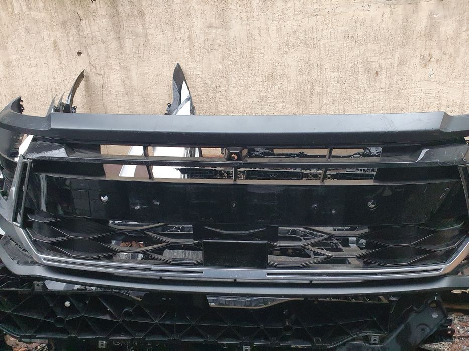 В наличии есть передний бампера