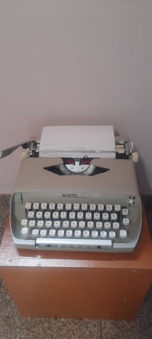 Mașină de scris Brillant Special