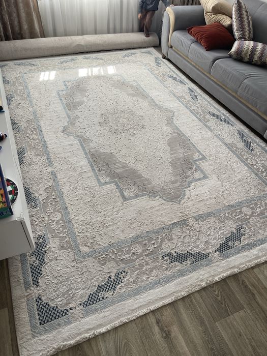 Продается палас, размер : 3,50х2,40