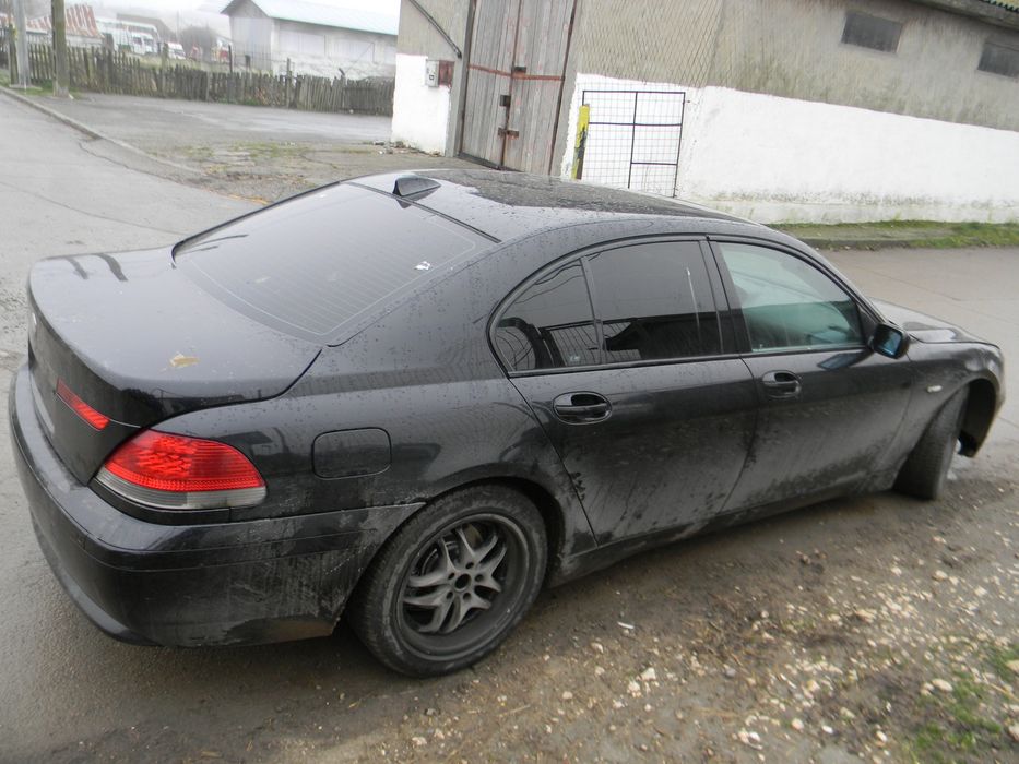 Dezmembrari BMW 7 (E65, E66, E67) (2001-2008) 730 d Motorina