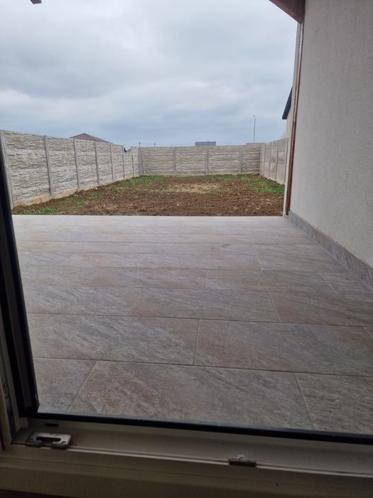 Vând duplex parter SAG 91 mp utili