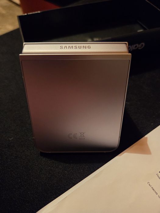 Samsung Z Flip 6, Silver Shadow, ГАРАНЦИОНЕН