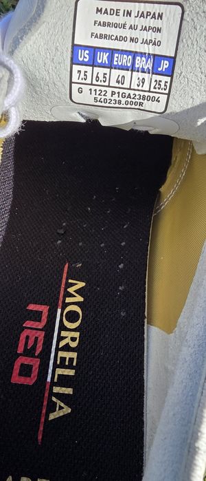 Mizuno  Morelia Neo