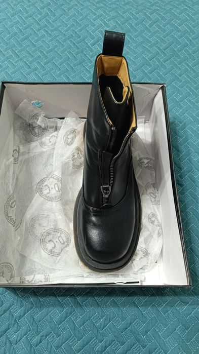 Продам женские ботинки,размер 39