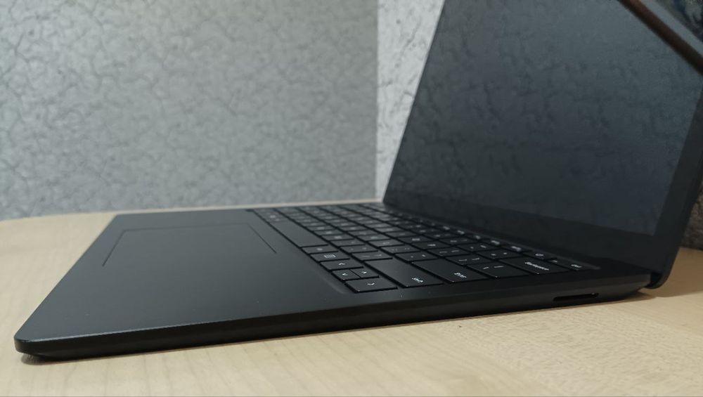 Microsoft Surface 4 Laptop 13,5" Touch 2K/ Core i7-1185G7/ 16GB/ 256GB