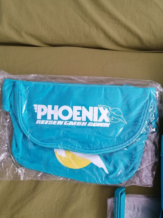 Детска раница и малка чанта