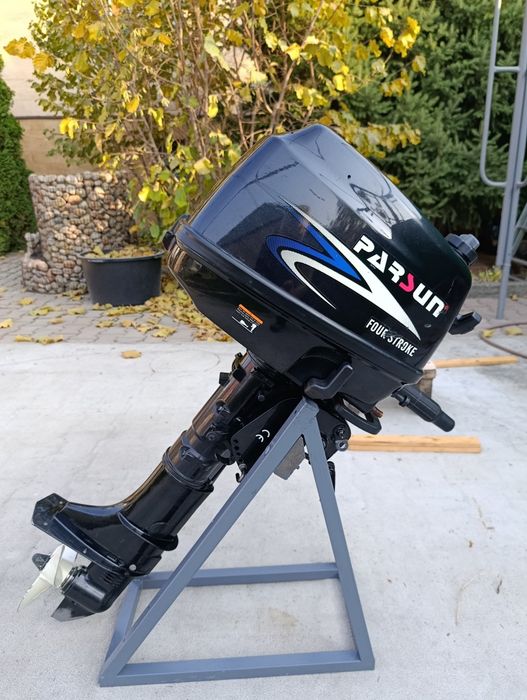 лодочный мотор, двигатель