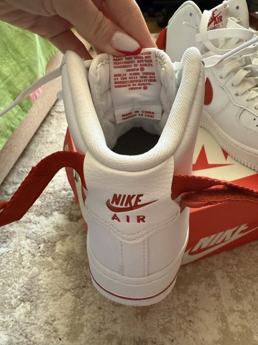 Vand adidasi albi Nike Air