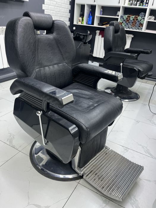 Барбер кресло срочна продам