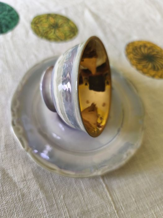 Чашки за кафе с позлата