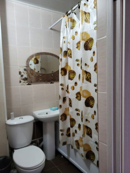 Посуточно 1 комнатная, центр