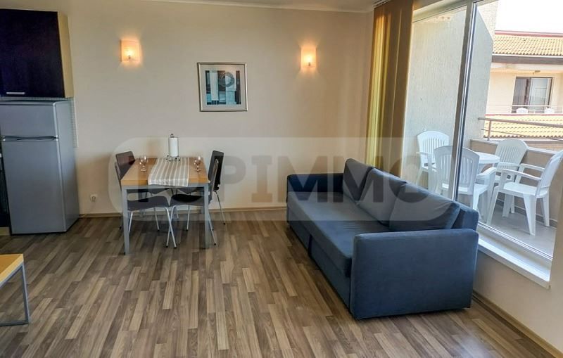 Продава се Двустаен апартамент в Обзор - 132 кв.м за 1000 €/кв.м - Снимка #2