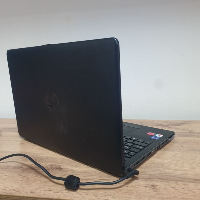 Офисной ноутбук HP core i3