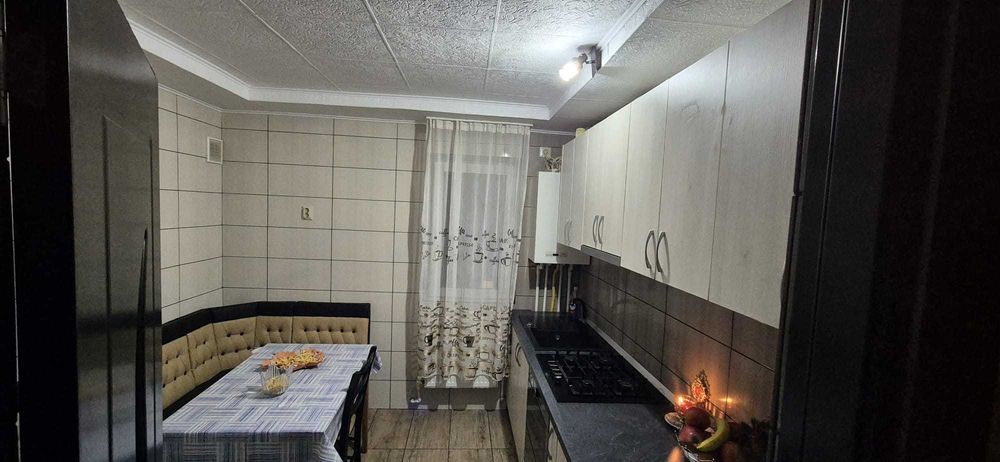 Vand Apartament 3 camere ultracentral - zona Areni Policlinica/Primarie
