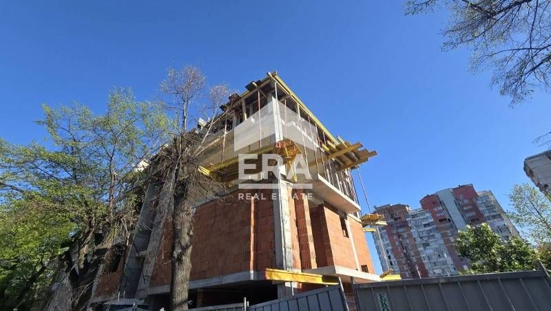 Продава се Тристаен апартамент в София, Банишора - 134 кв.м за 1142 €/кв.м - Снимка #3