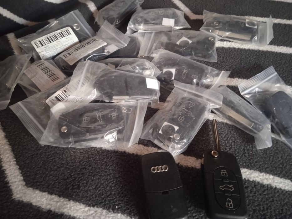 Pompa vacuum,inchidere audi A4 b5 si audi A3 8L si A8