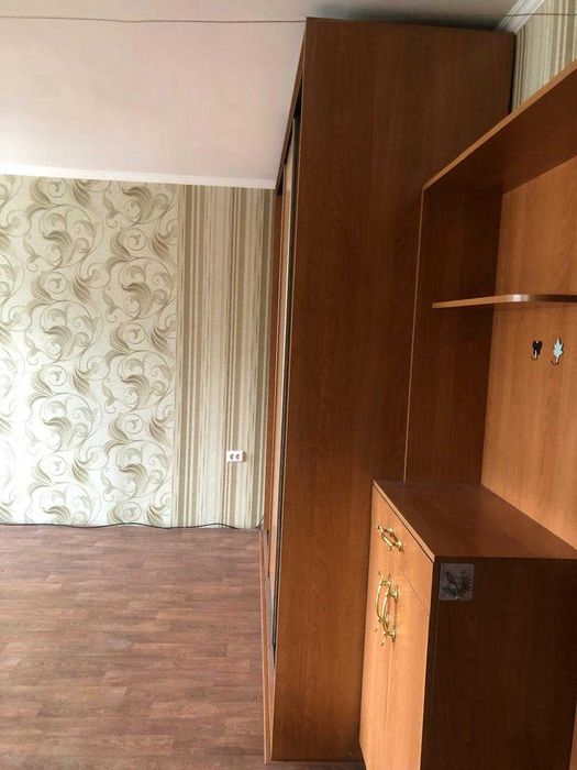 =Сдам полуторку=