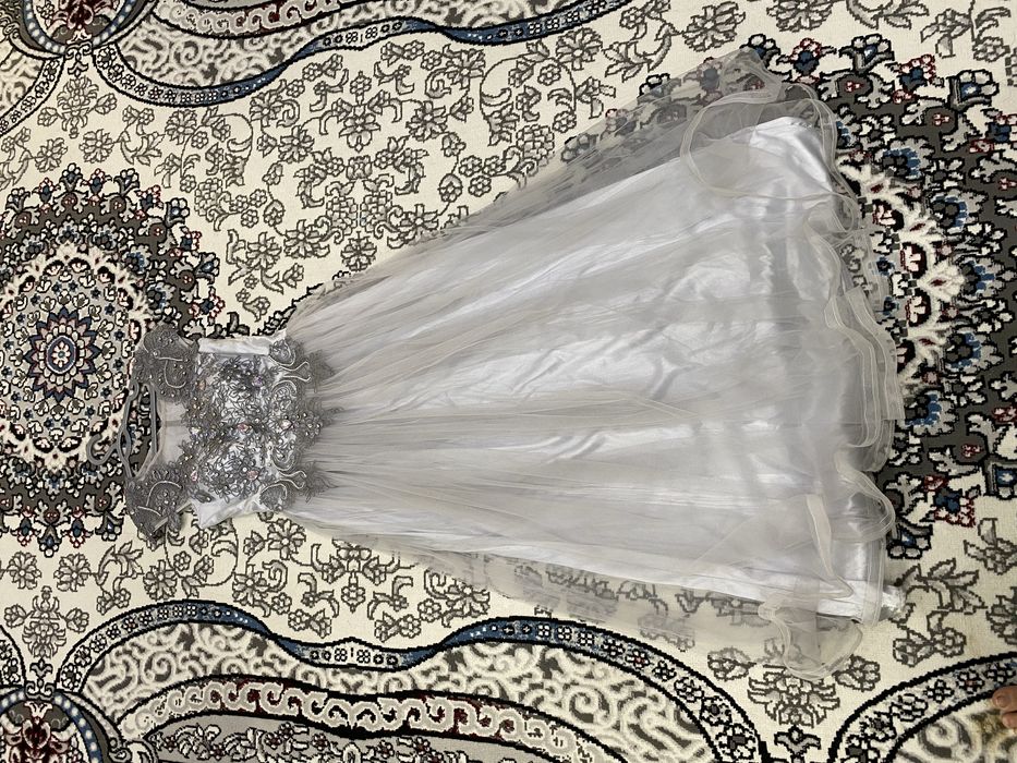 вечернее платье .oqshom koylagi