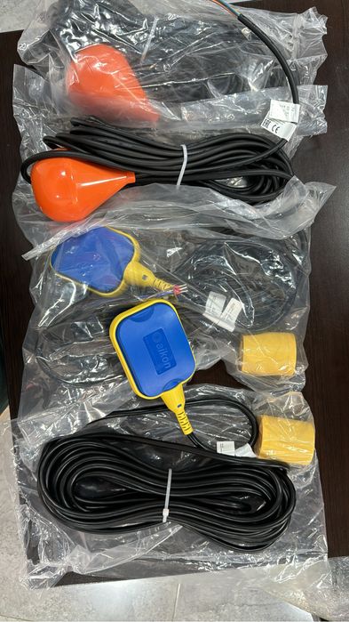 Поплавковый датчик уровня