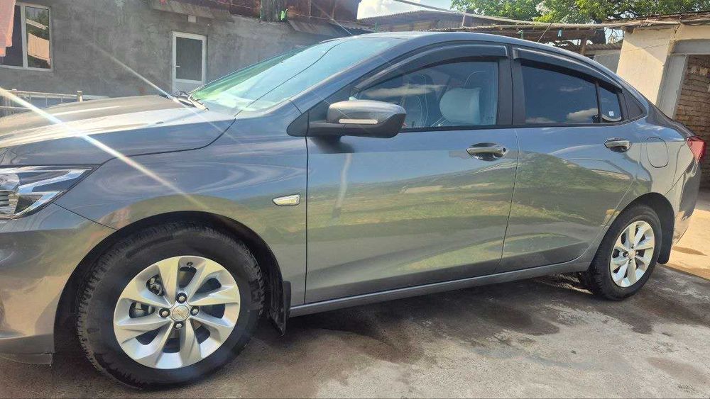 Chevrolet onix 2024 Srochno