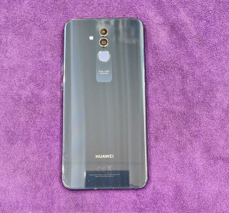 Huawei Mate 20 Lite !! Като Нов !!