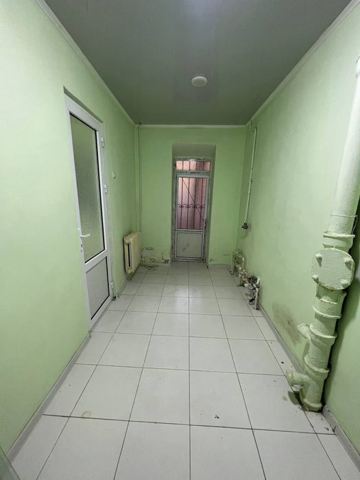 Коммерческое помещение на первой линии вдоль дороги | 60 м²