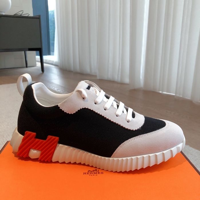 Adidași Hermes Bouncing