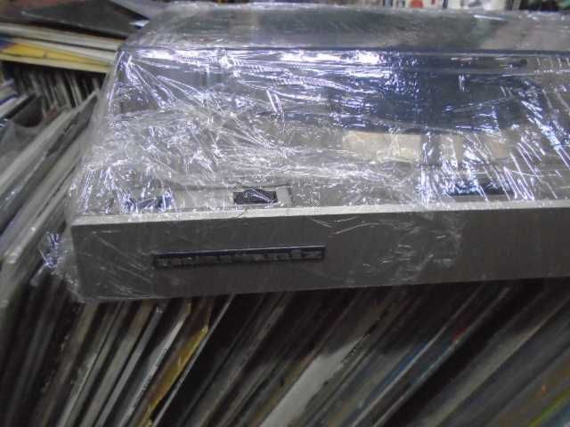 виниловый  проигрыватель Marantz  TT 2000  (Japan)