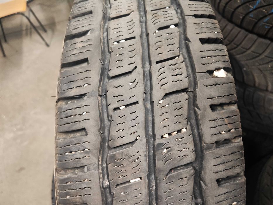 4бр.зимни гуми 225/75/16C Kumho