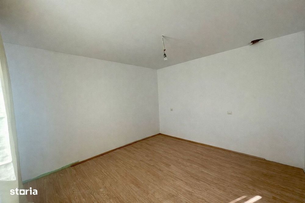 Casa Renovata + Teren 3100 Mp | Curte Si Gradina | Fratautii Noi