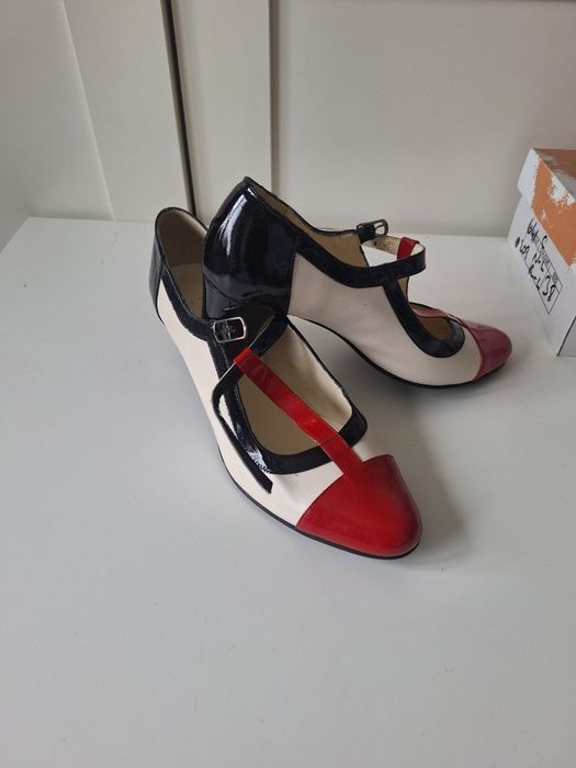 Ocazie: Pantofi piele casual noi, mărimea 38