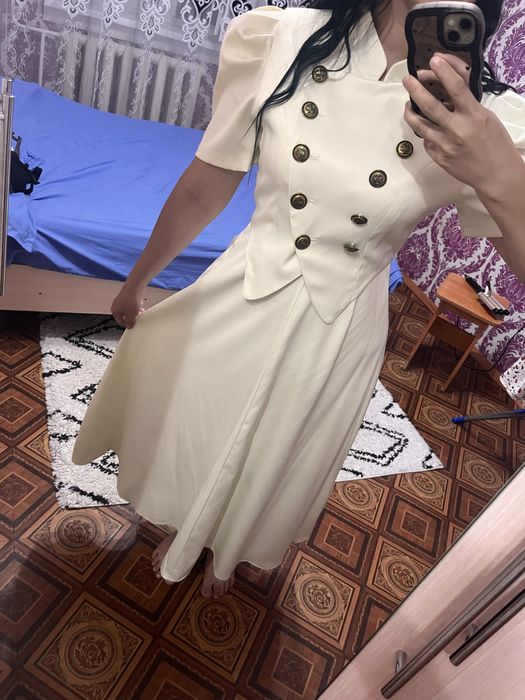 Продам платья!!!